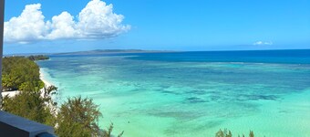 Aquarius Beach Tower