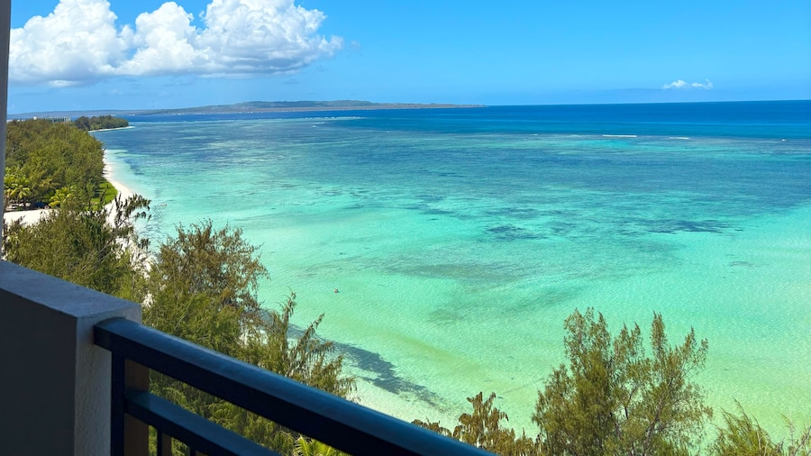 Aquarius Beach Tower