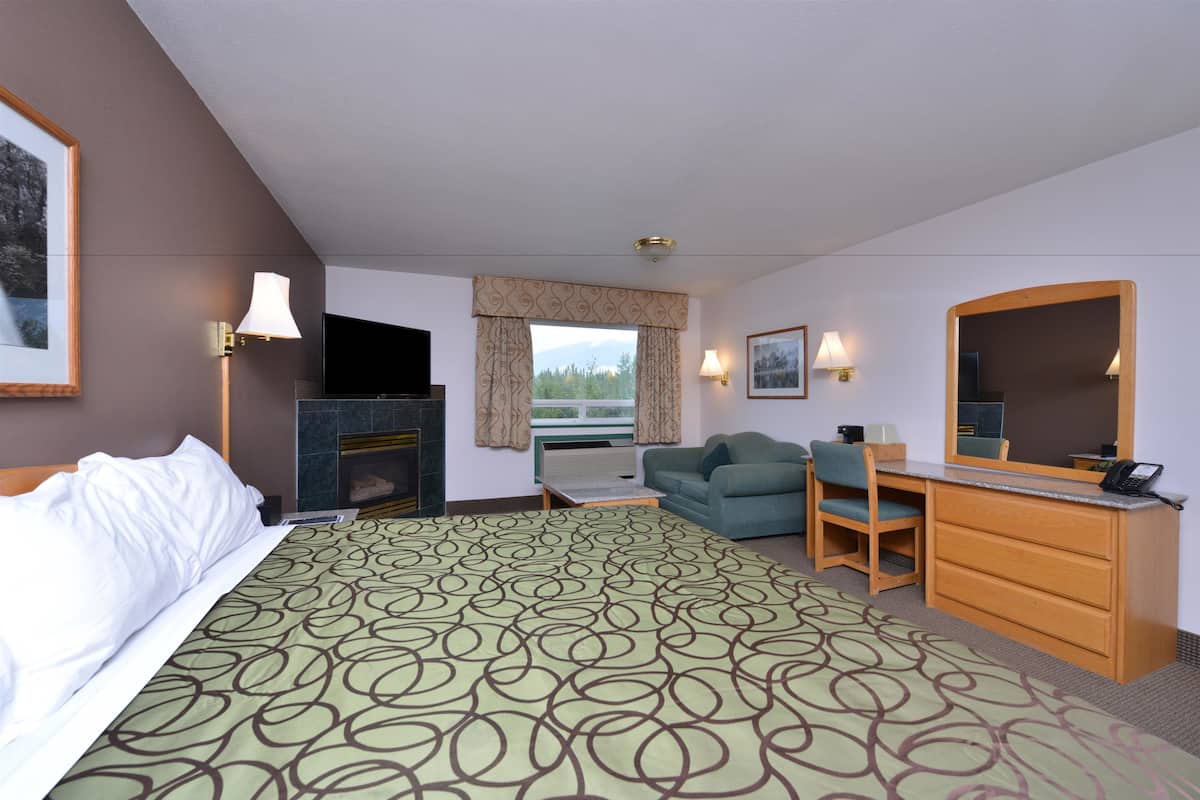 Chambre, 1 trĂšs grand lit, non-fumeur, bain Ă remous (Deluxe)