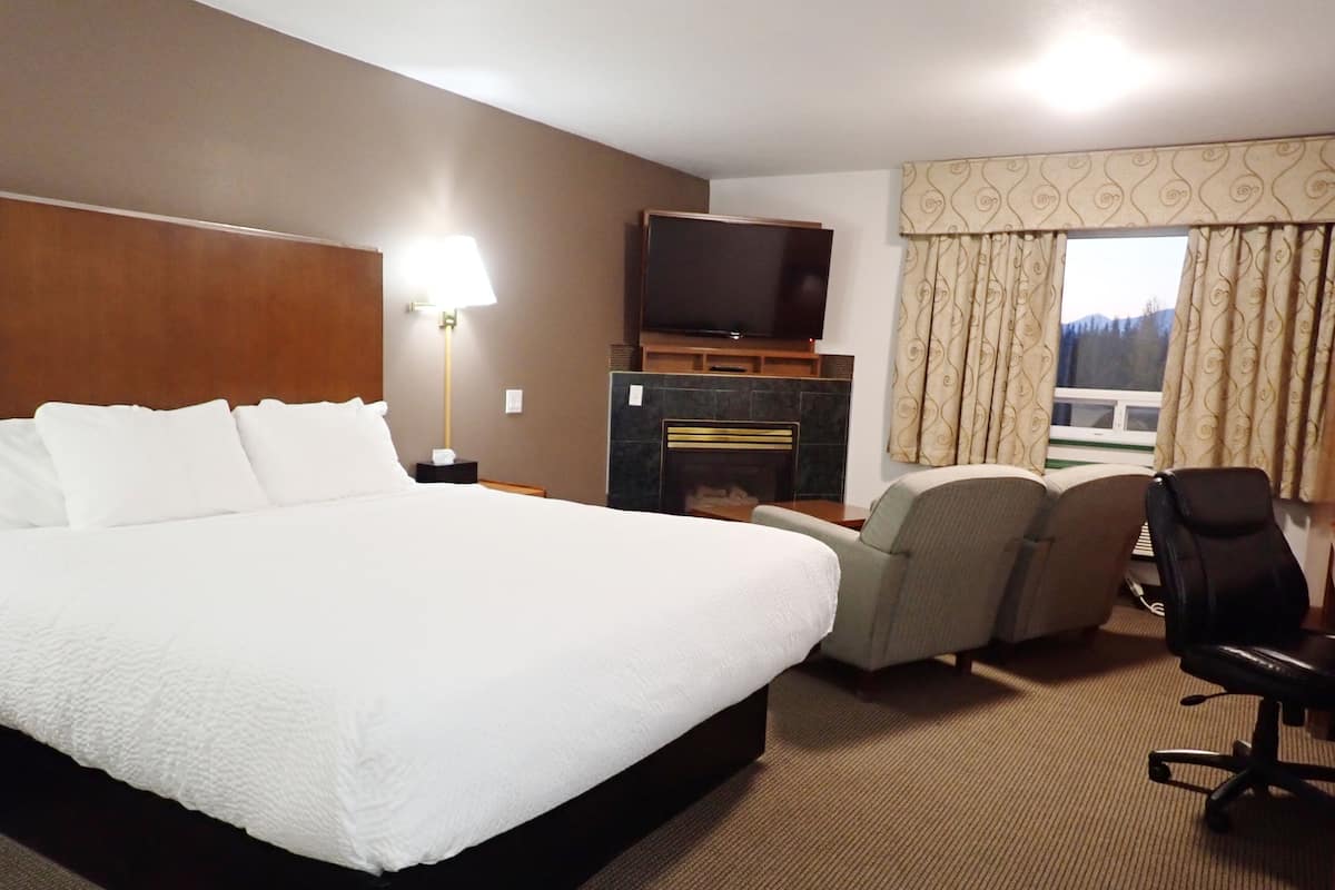 Deluxe Room, 1 King Bed, Non Smoking