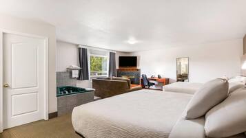 Deluxe Room, Multiple Beds, Non Smoking