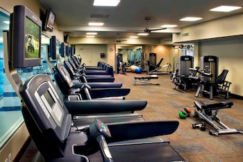 Fitness center at New York Marriott at the Brooklyn Bridge