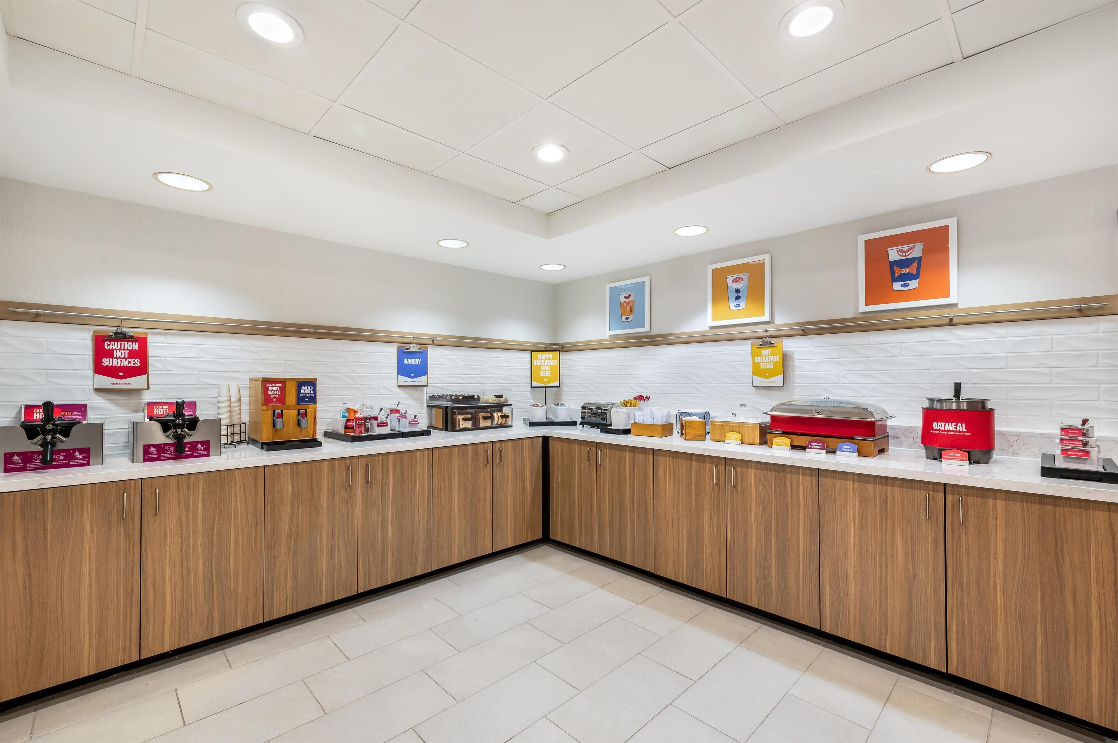 Free daily continental breakfast 