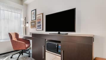 Desk, soundproofing, iron/ironing board, free cots/infant beds