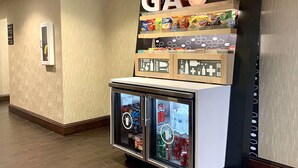 Gift shop - Hampton Inn Darien I-95 (Darien)