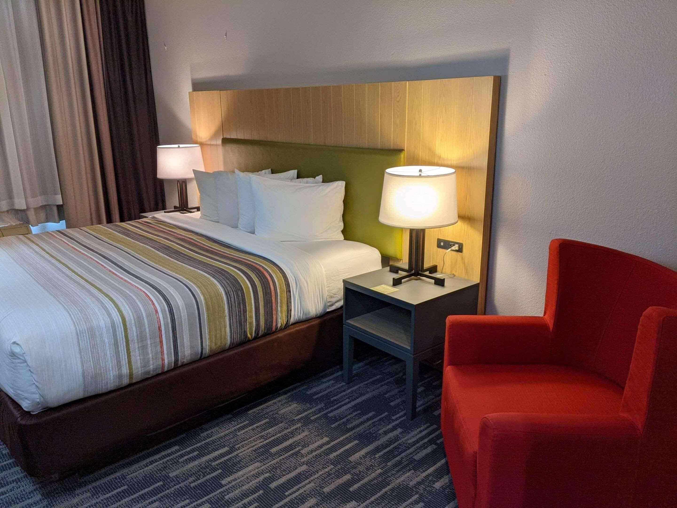 Photo - Country Inn & Suites by Radisson, Nashville, TN