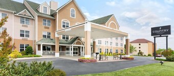 Country Inn & Suites by Radisson, Burlington (Elon), NC