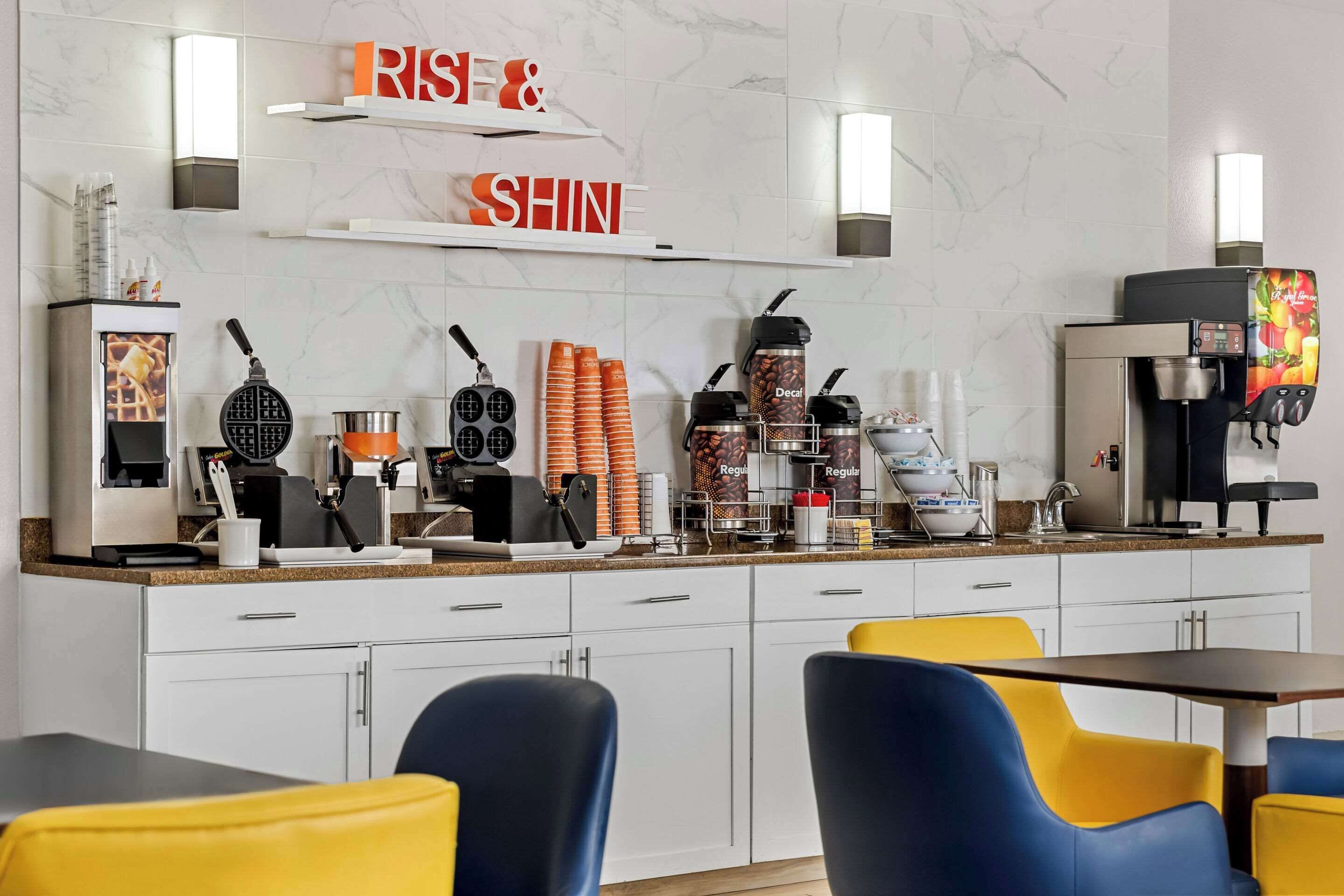 Petit déjeuner buffet compris tous les jours