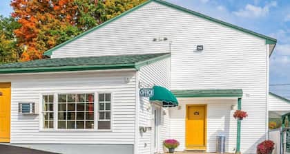 Blue Line Inn Lake George