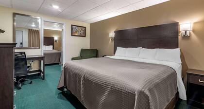 Blue Line Inn Lake George