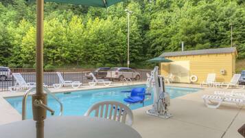 Seasonal outdoor pool