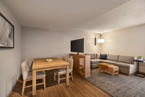 Room, 1 King Bed with Sofa bed (High Floor) | Down comforters, in-room safe, desk, blackout drapes
