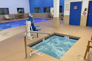 Indoor pool - Comfort Inn Near Gila National Forest (Silver City)