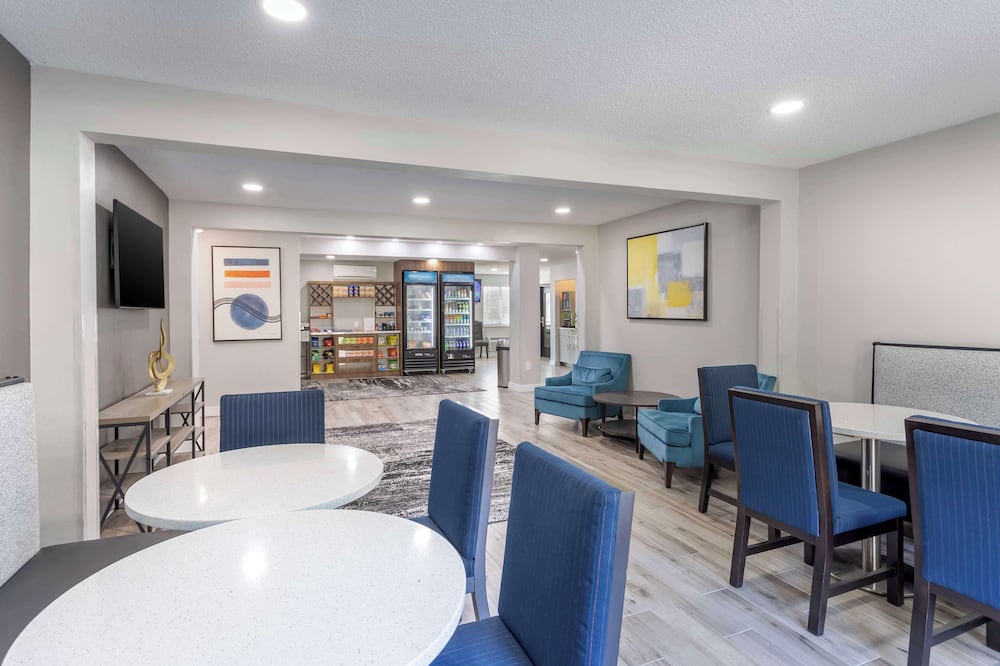 Executive Residency by Best Western Philadelphia-Willow Grove