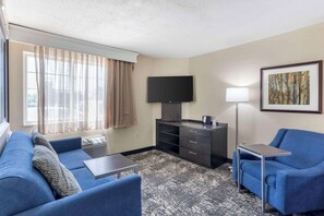 Suite, 1 Queen Bed, Non Smoking, Kitchen (with Sofabed; Full Kitchen) | Premium bedding, memory-foam beds, in-room safe, desk - Executive Residency by Best Western Philadelphia-Willow Grove (Horsham)