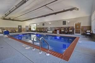 Una piscina techada