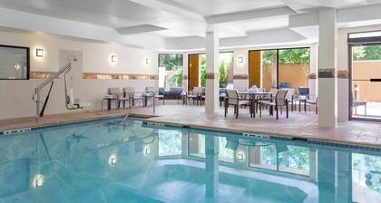 Courtyard by Marriott Tampa Brandon