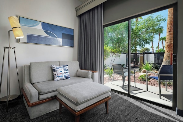 Premium bedding, pillowtop beds, desk, blackout drapes