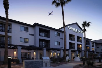 Courtyard by Marriott Las Vegas Henderson/Green Valley