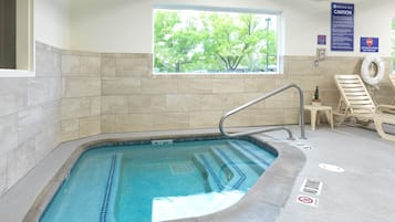 Indoor spa tub