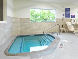 Indoor spa tub