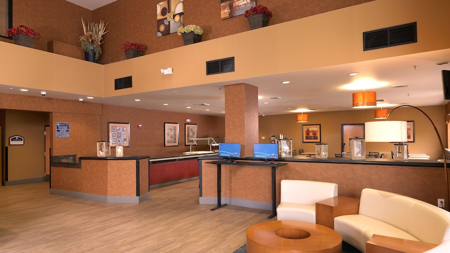 Crystal Inn Hotel & Suites West Valley City