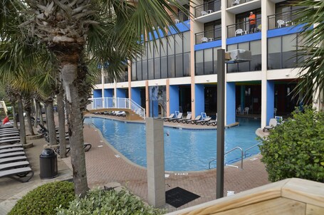 Monterey Bay Suites - Image 14