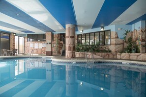 Indoor pool, outdoor pool, sun loungers