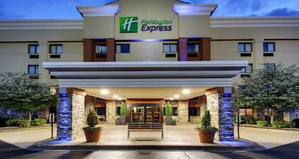 Holiday Inn Express Fort Campbell-Oak Grove, an IHG Hotel