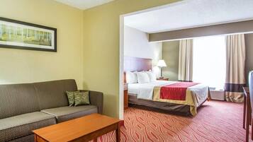 Suite, 1 cama de matrimonio grande, no fumadores | Escritorio, camas supletorias, wifi gratis y ropa de cama
