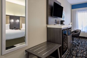 Desk, free WiFi, bed sheets