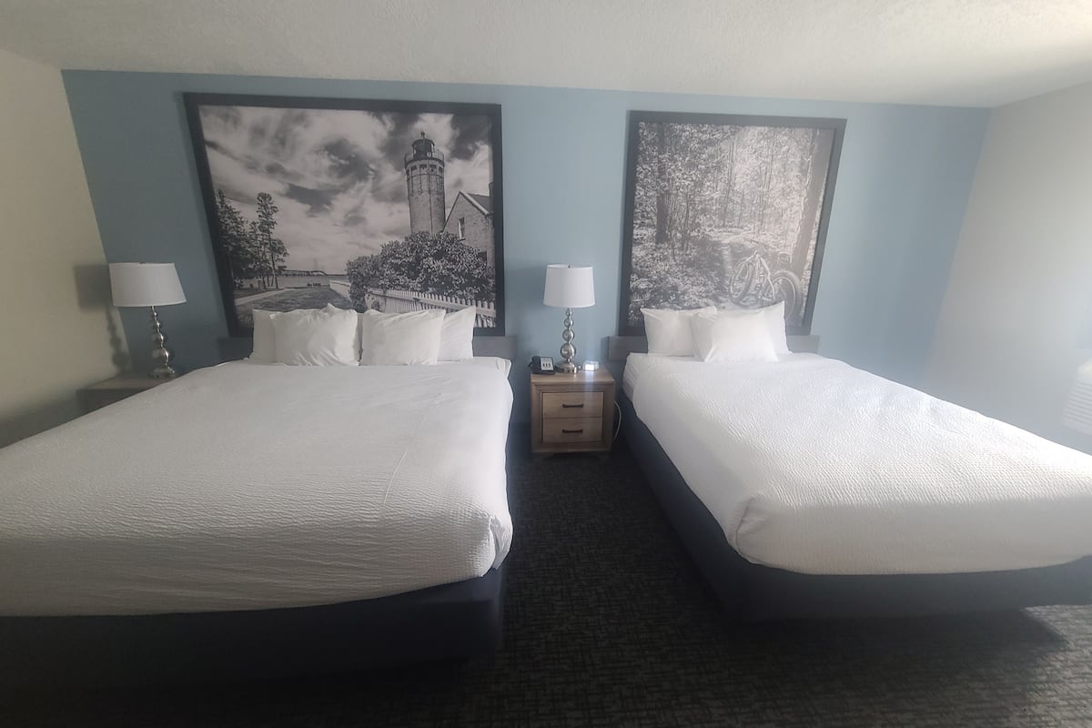 standard room, 1 king and 1 queen | premium bedding, desk, laptop workspace, blackout curtains