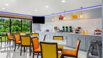 Sudah termasuk sarapan ala kontinental setiap hari