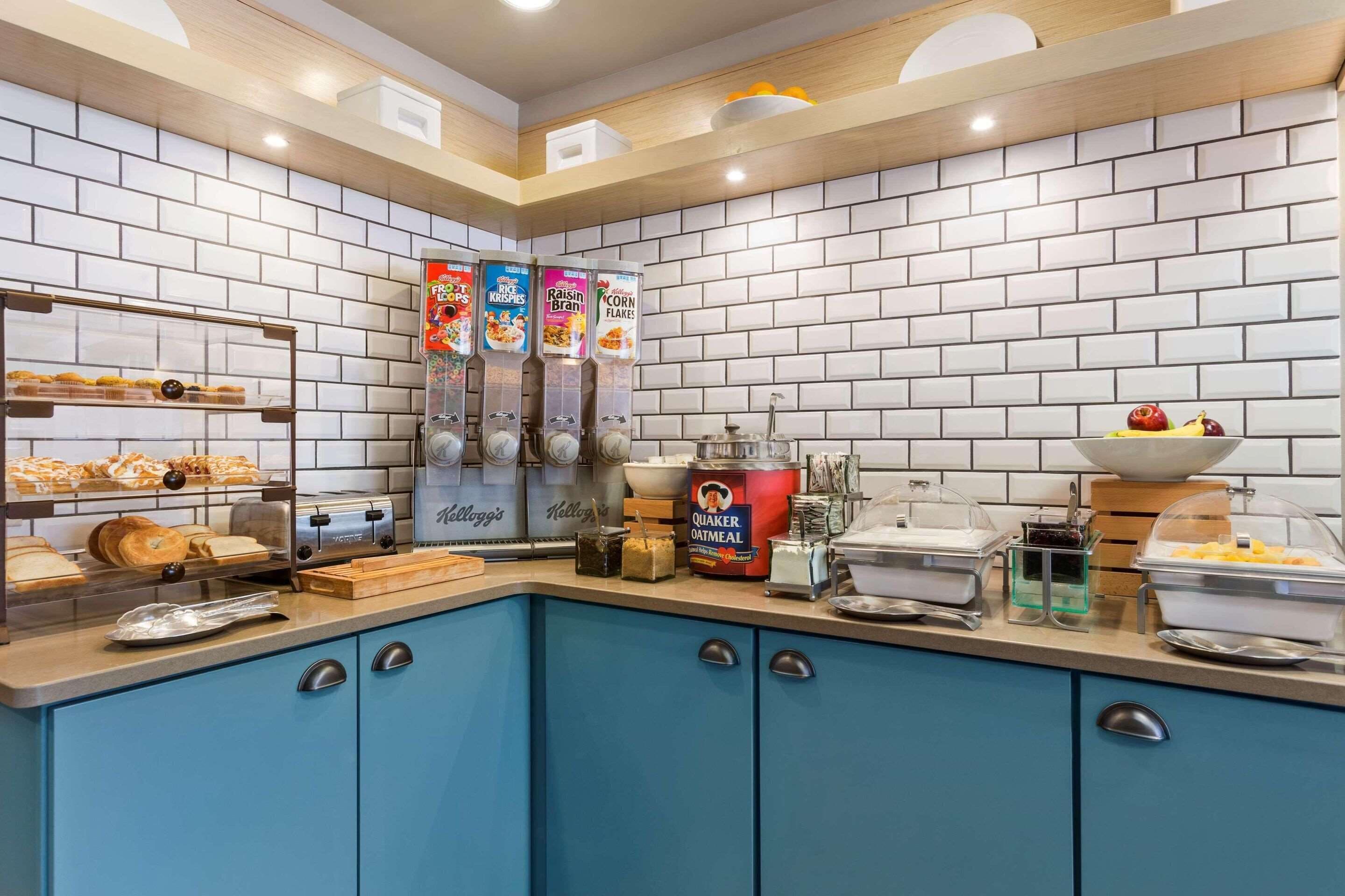 Free buffet breakfast