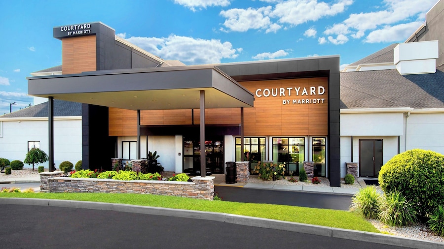 Courtyard by Marriott New Haven Orange-Milford