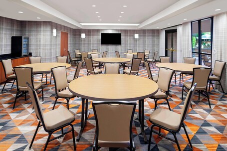 Courtyard by Marriott Scottsdale North - Image 34