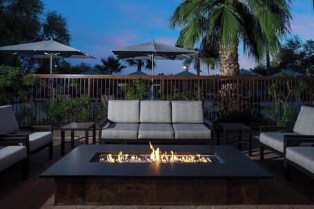 Courtyard by Marriott Scottsdale North - Image 42