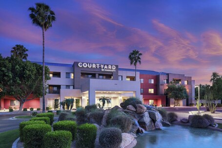 Courtyard by Marriott Scottsdale North - Image 22