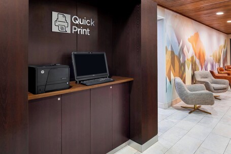 Courtyard by Marriott Scottsdale North - Image 38