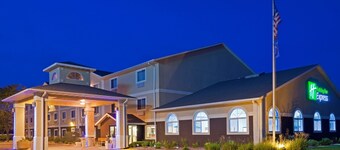 Holiday Inn Express Deforest by IHG