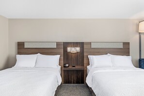 Standard Room | Hypo-allergenic bedding, in-room safe, desk, laptop workspace - Holiday Inn Express Hurricane by IHG (Hurricane Mills)