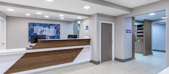 Holiday Inn Express Hurricane by IHG