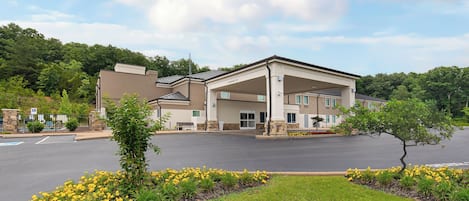 المنشأة من الخارج