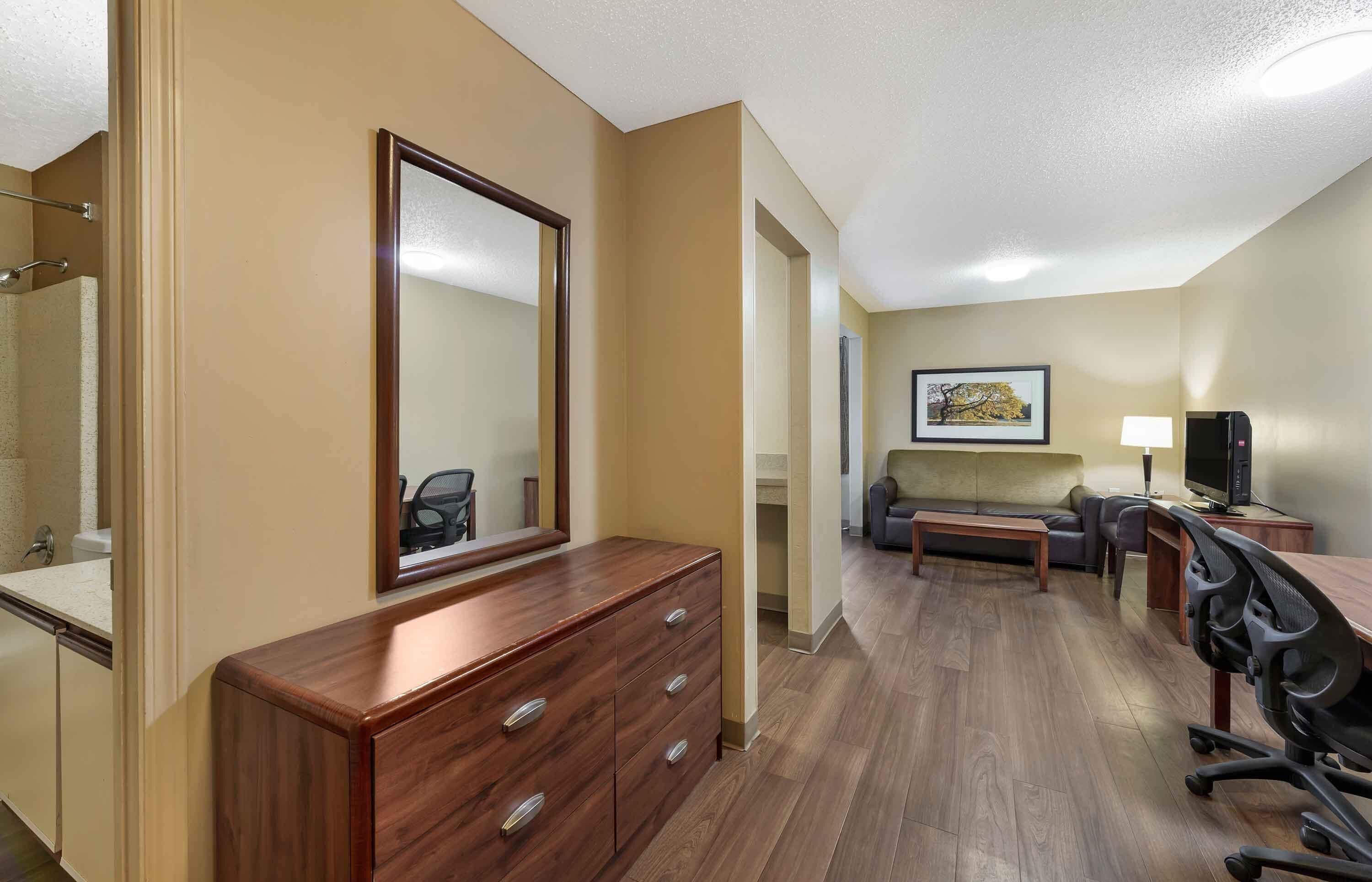Pillow-top beds, desk, laptop workspace, blackout curtains