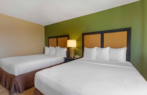 Extended Stay America Suites Cleveland Great Northern Mall