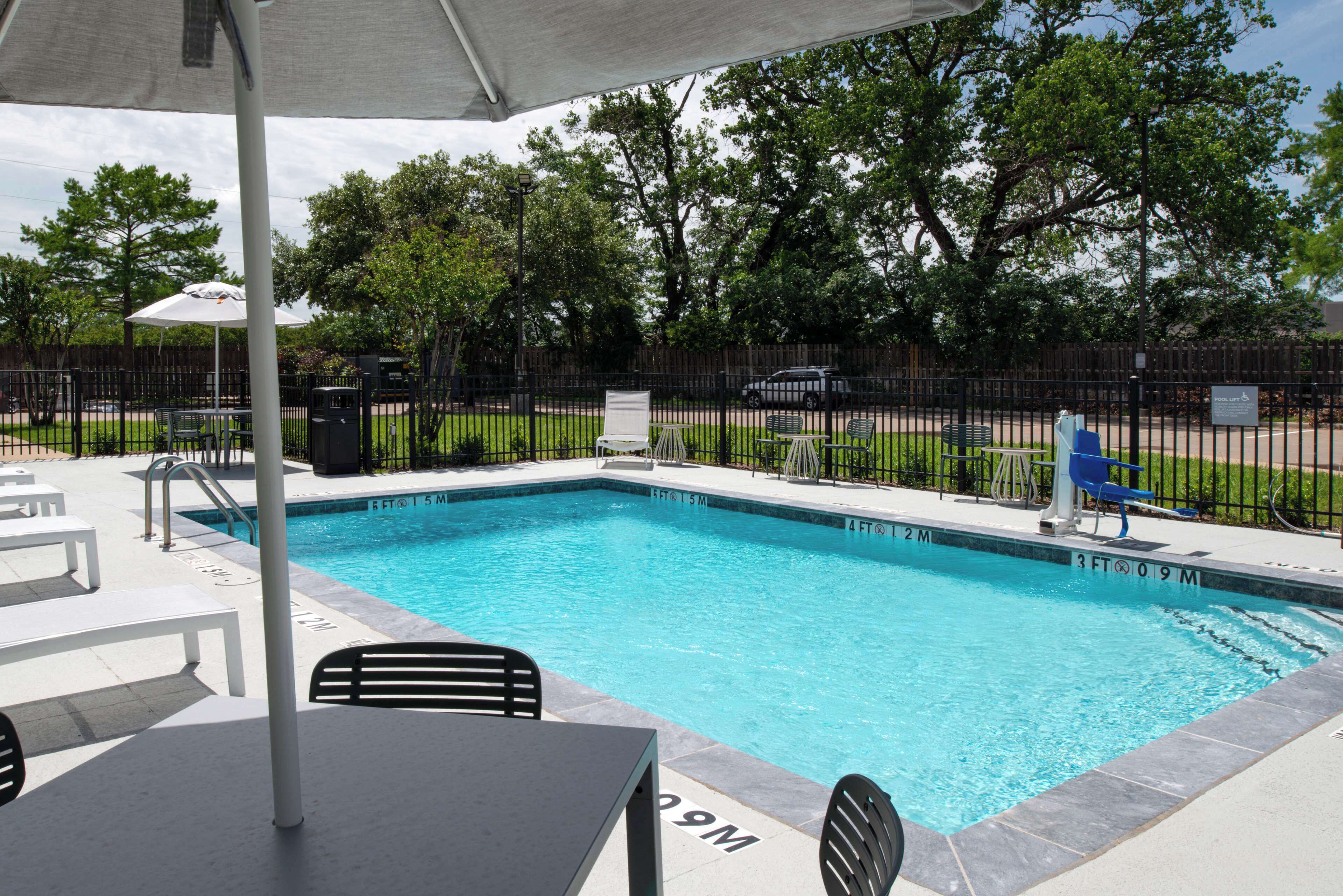 Photo - Spark By Hilton Dallas Medical District Love Field