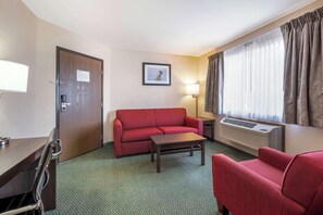 Suite, 1 King Bed with Sofa bed, Non Smoking, Refrigerator & Microwave (with Sofabed)