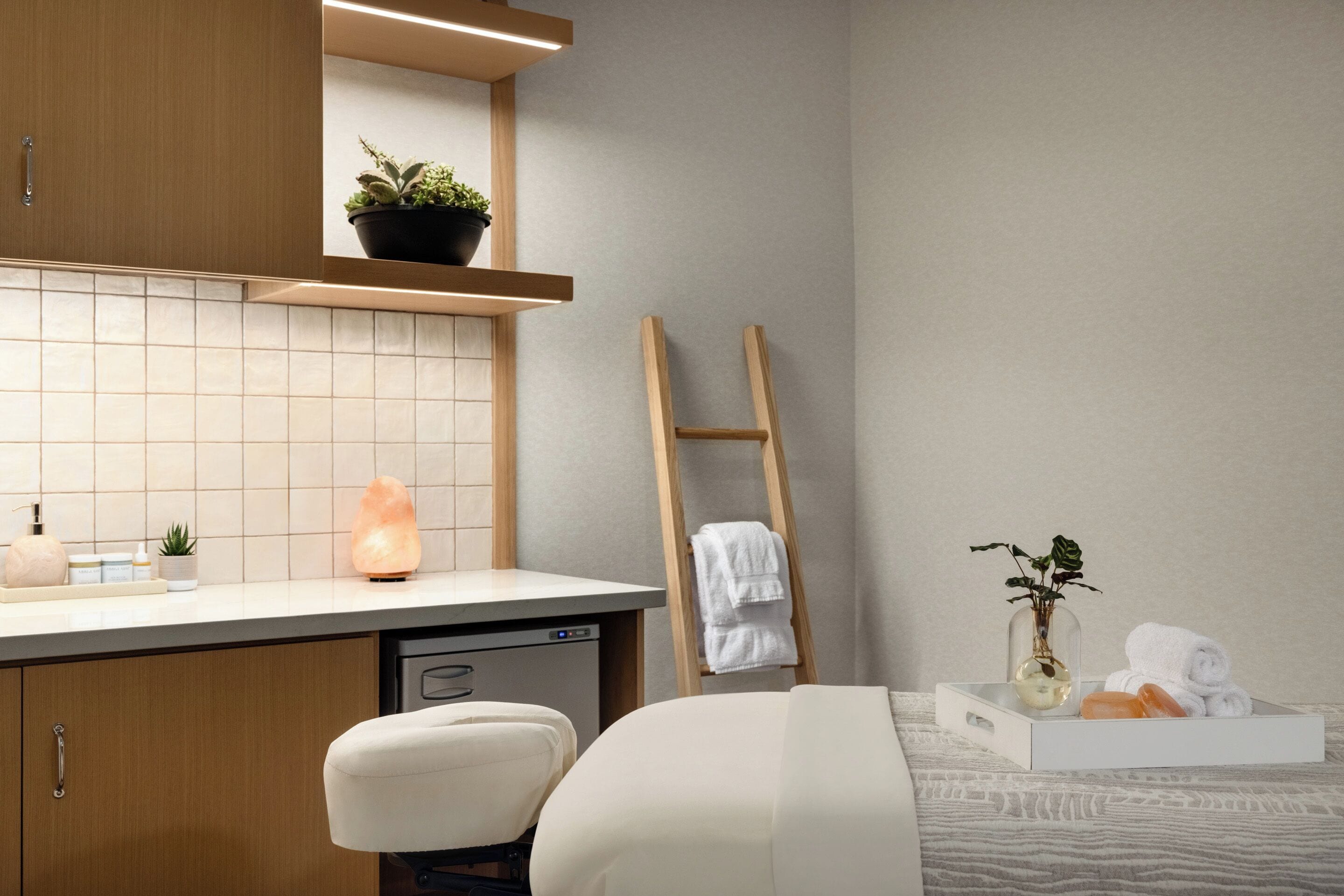 Couples treatment room(s), body treatments, aromatherapy