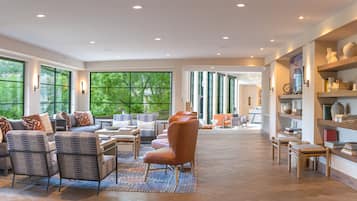 Sala de estar en el lobby