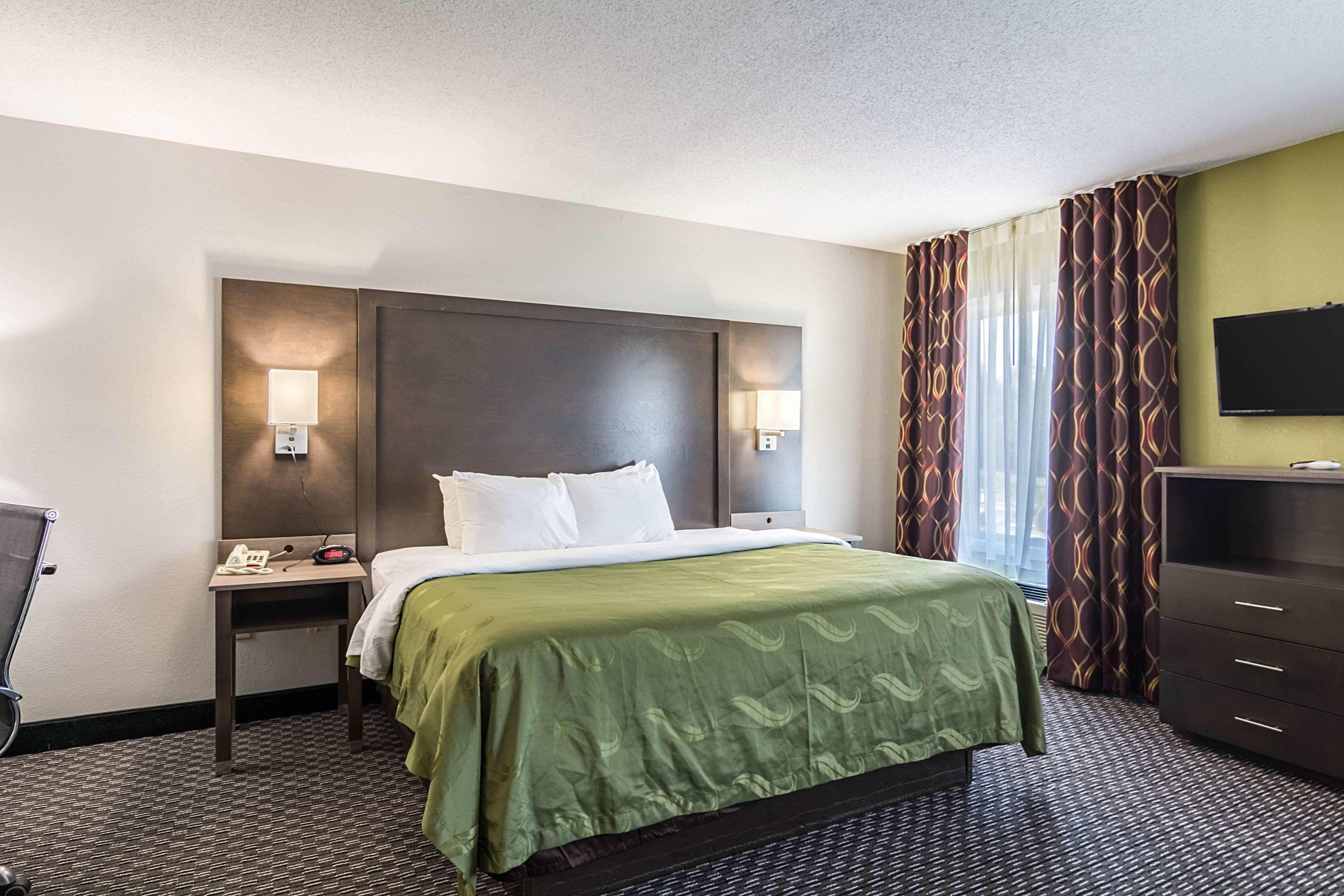 Suite, 1 King Bed, Non Smoking | Desk, iron/ironing board, free cribs/infant beds, free WiFi